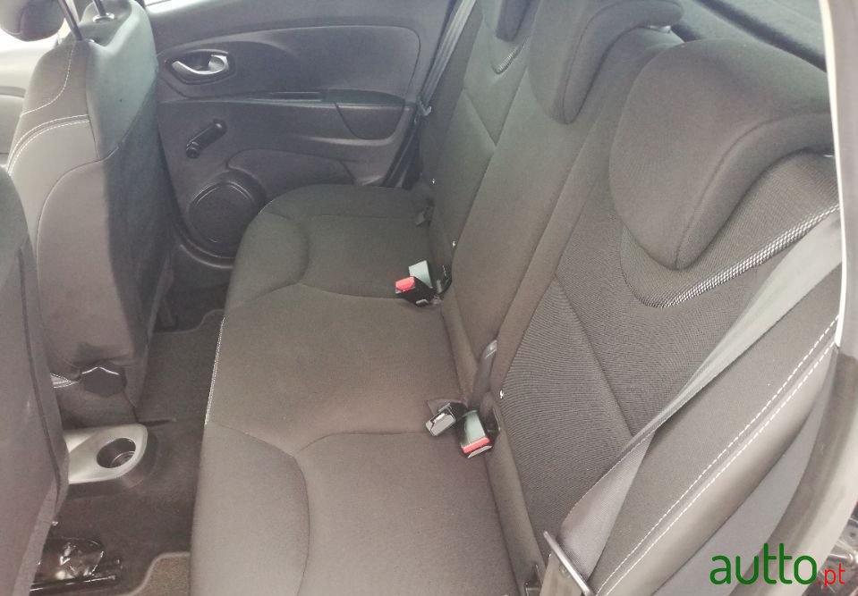 2015' Renault Clio photo #5