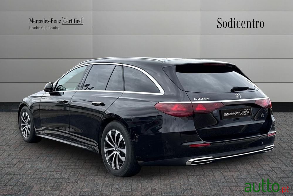 2024' Mercedes-Benz Classe E D photo #3
