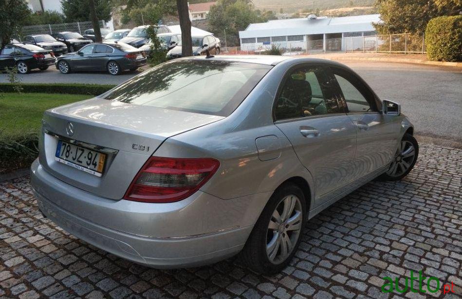 2010' Mercedes-Benz C-250 photo #4