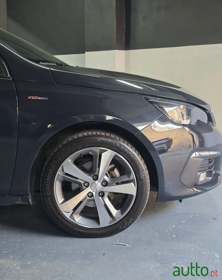 2020' Peugeot 308 Sw photo #2