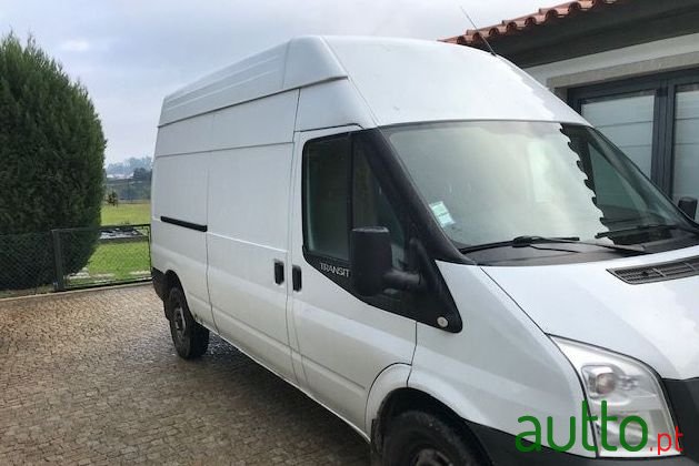 2013' Ford Transit photo #2