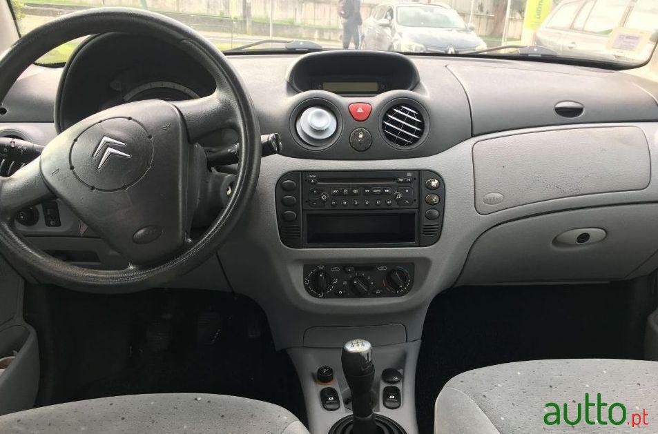 2003' Citroen C3 1.1 Sx Pack Mais photo #3