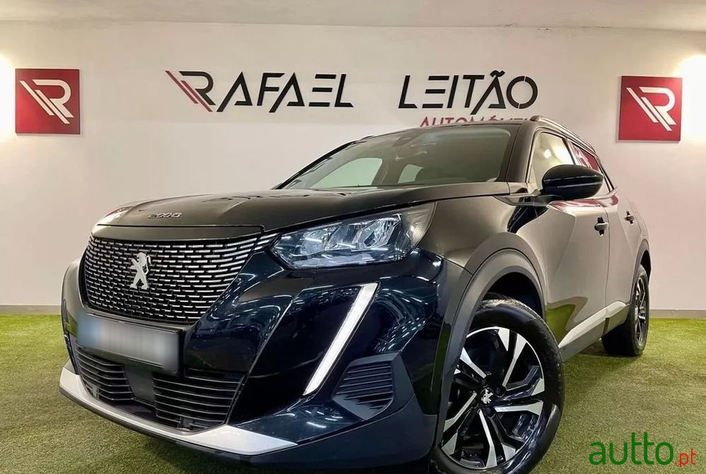 2021' Peugeot 2008 photo #1
