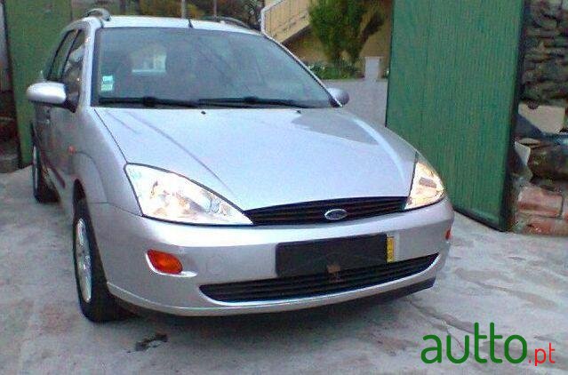 2001' Ford Focus Sw 1.4 Ambiente photo #2