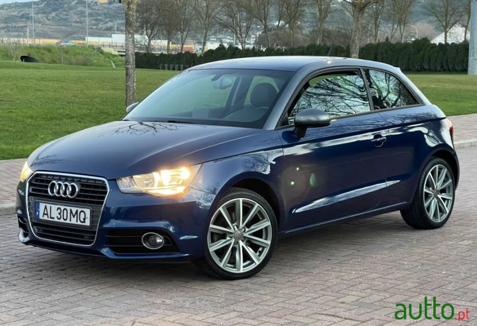 2012' Audi A1 photo #1