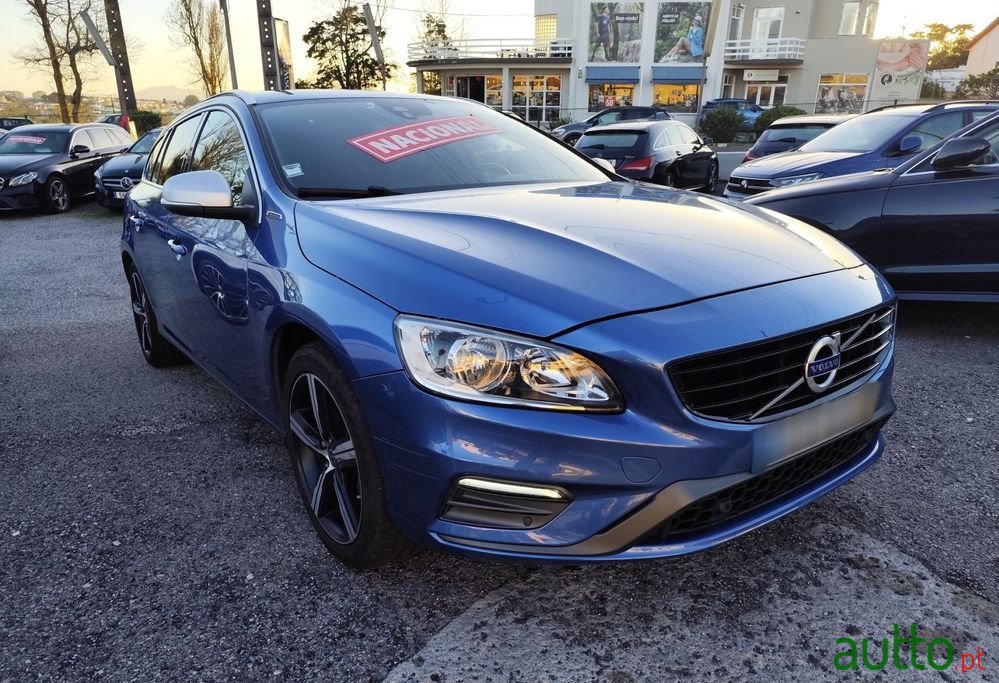 2017' Volvo V60 photo #3