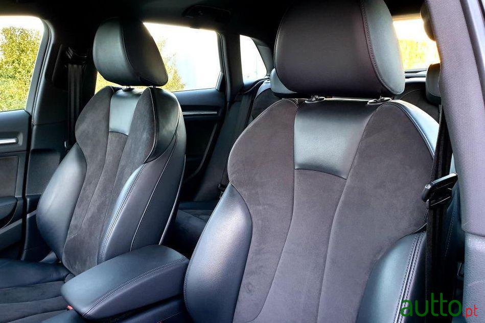 2014' Audi A3 Sportback photo #1