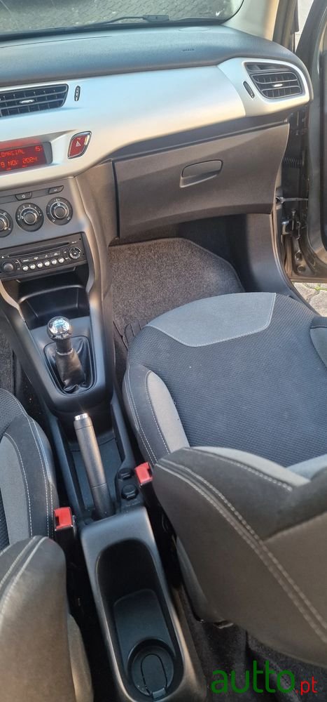 2012' Citroen C3 photo #6