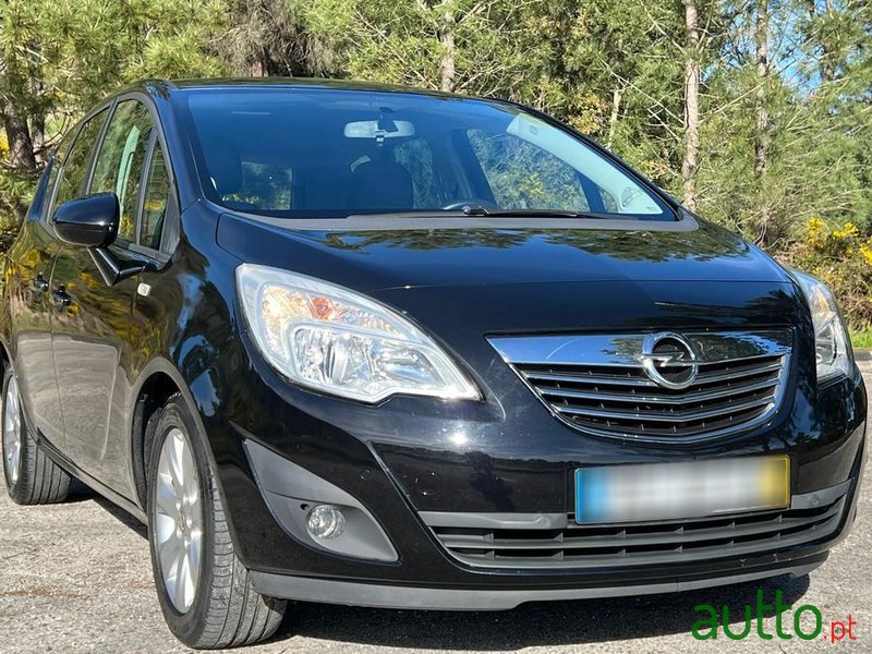 2010' Opel Meriva 1.3 Cdti Cosmo S/S photo #5