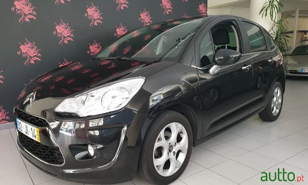 2010' Citroen C3 photo #3