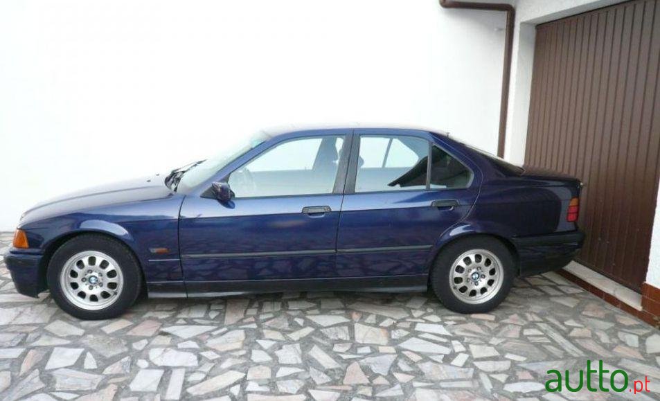 1994' BMW 318 Tds photo #1