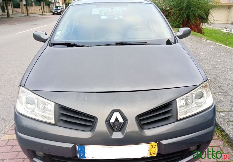 2007' Renault Megane Break photo #2