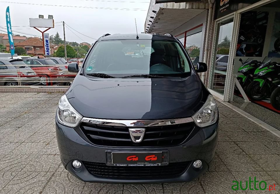 2015' Dacia Lodgy photo #2