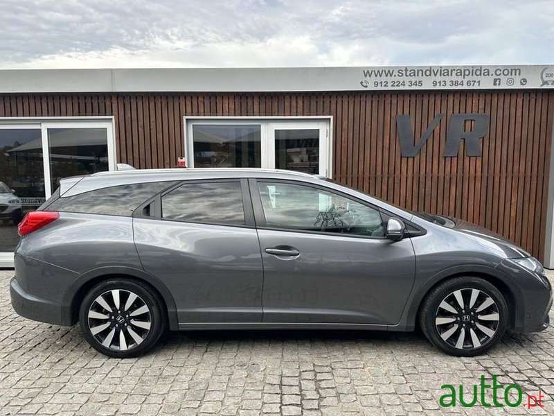 2014' Honda Civic Tourer photo #6