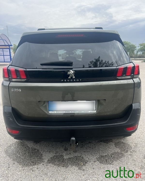 2018' Peugeot 5008 photo #4