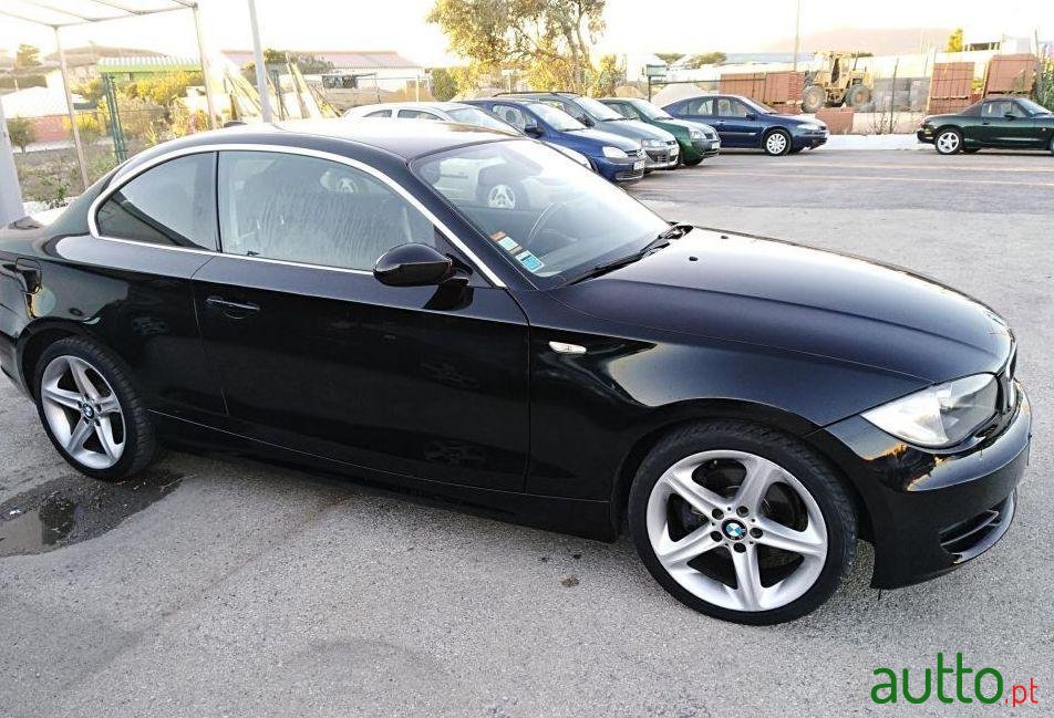 2008' BMW 120 D Sport 84 Meses Financiamento photo #2