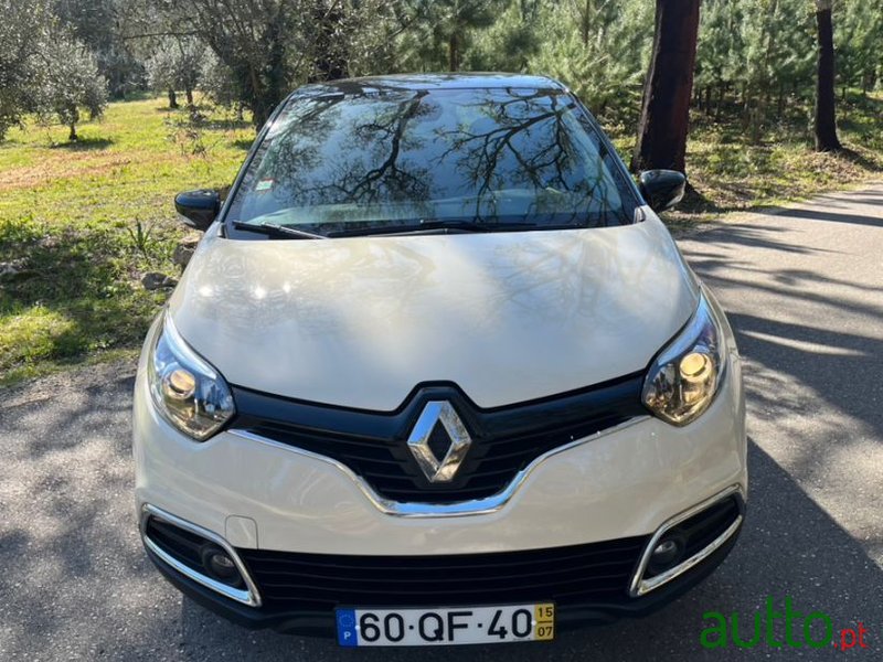 2015' Renault Captur photo #2