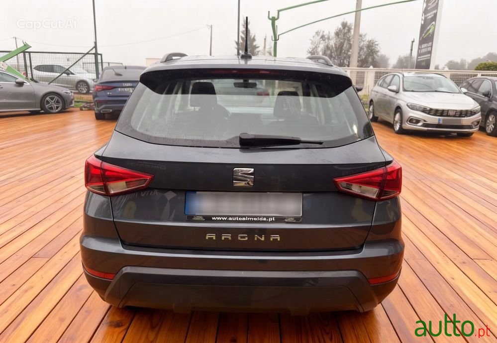 2019' SEAT Arona photo #5