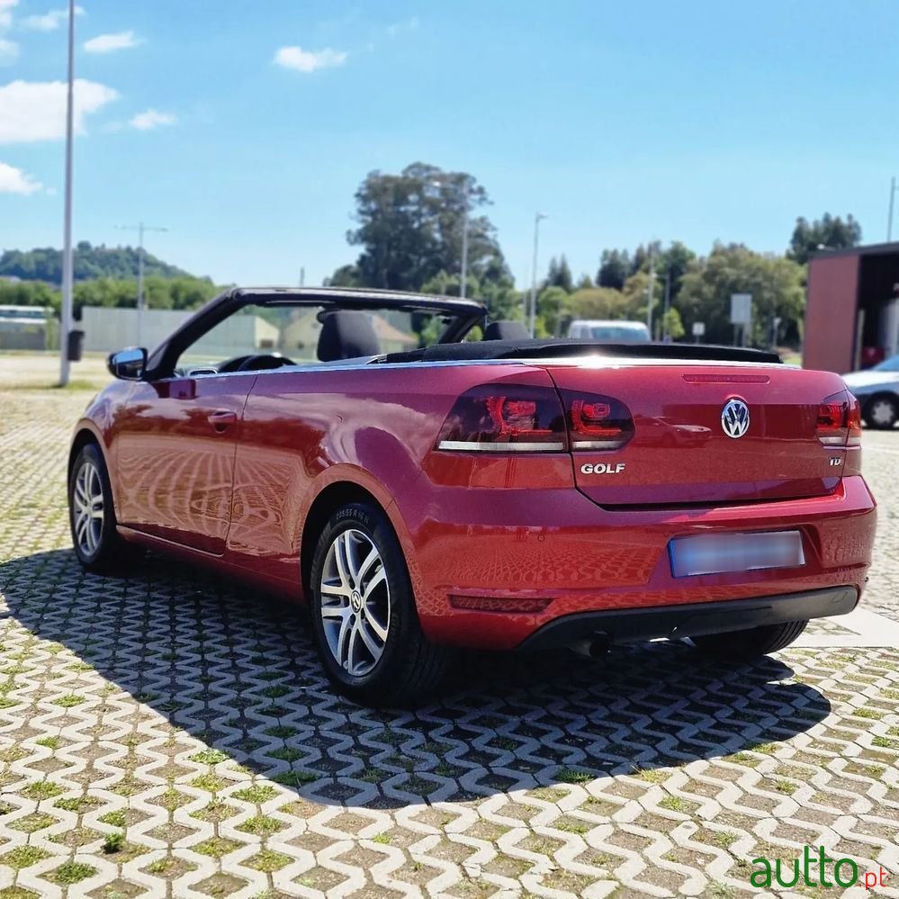 2011' Volkswagen Golf 1.6 Tdi photo #3