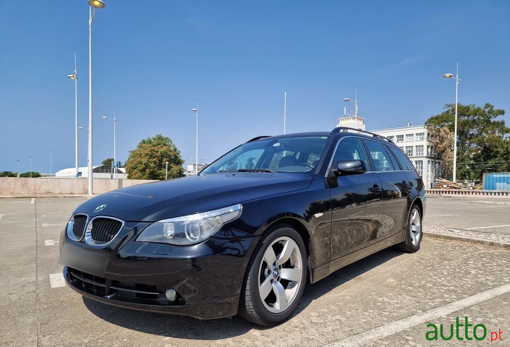 2005' BMW Série 5 Da Touring photo #1