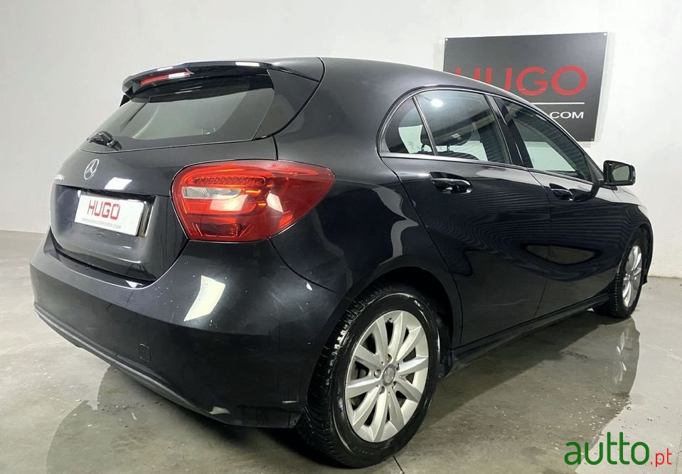 2016' Mercedes-Benz A-180 photo #3