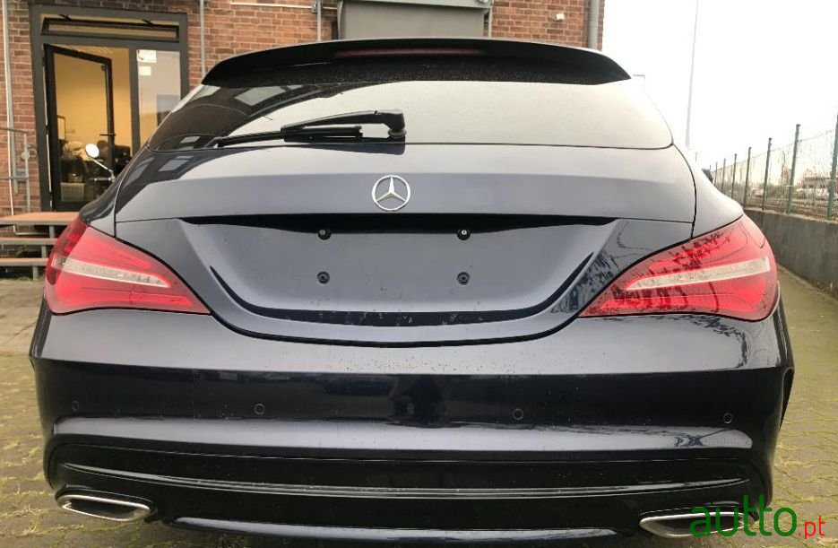 2017' Mercedes-Benz Cla-220 photo #2