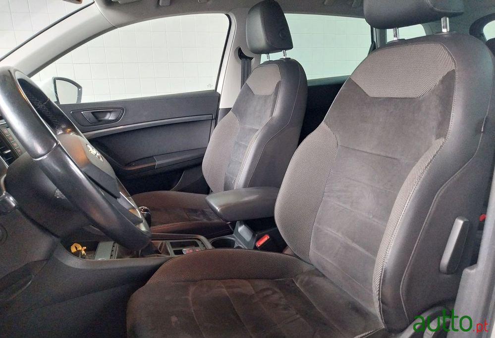 2017' SEAT Ateca 1.0 Tsi Reference photo #4