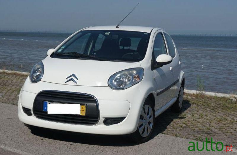 2011' Citroen C1 photo #2