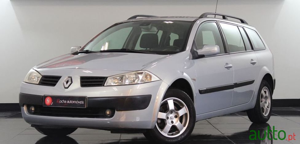 2004' Renault Megane photo #1