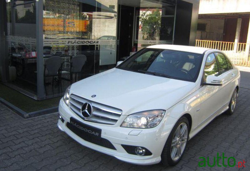 2010' Mercedes-Benz CDi Avant. BlueEfficiency photo #1