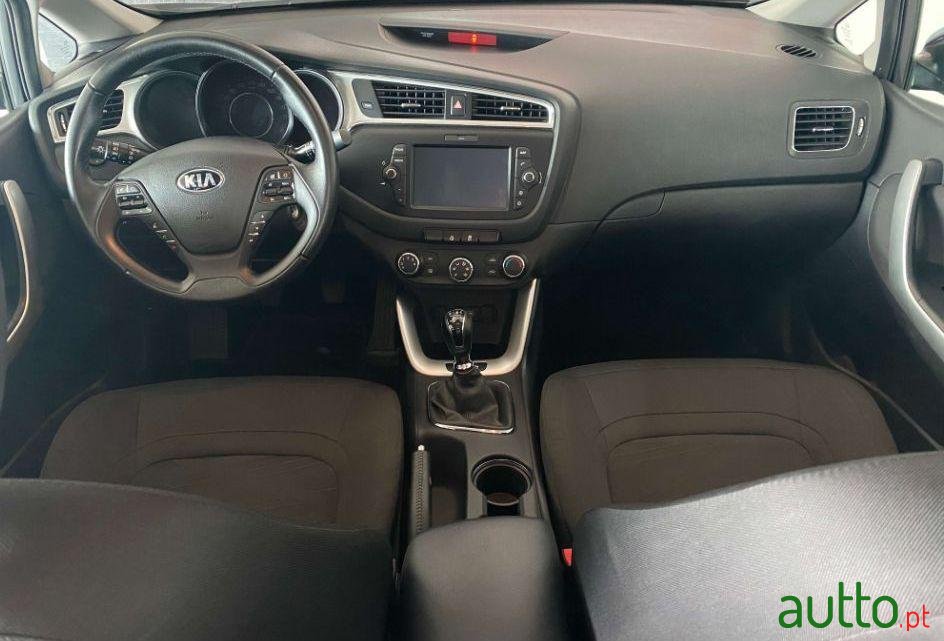 2017' Kia Ceed Sw photo #3