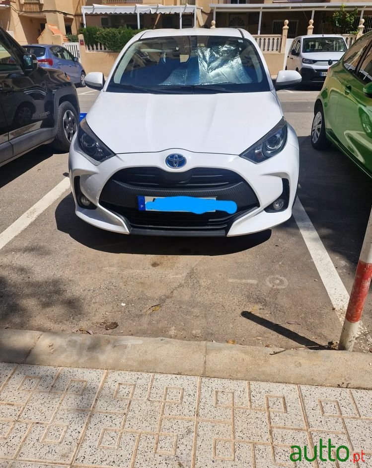 2022' Toyota Yaris photo #1