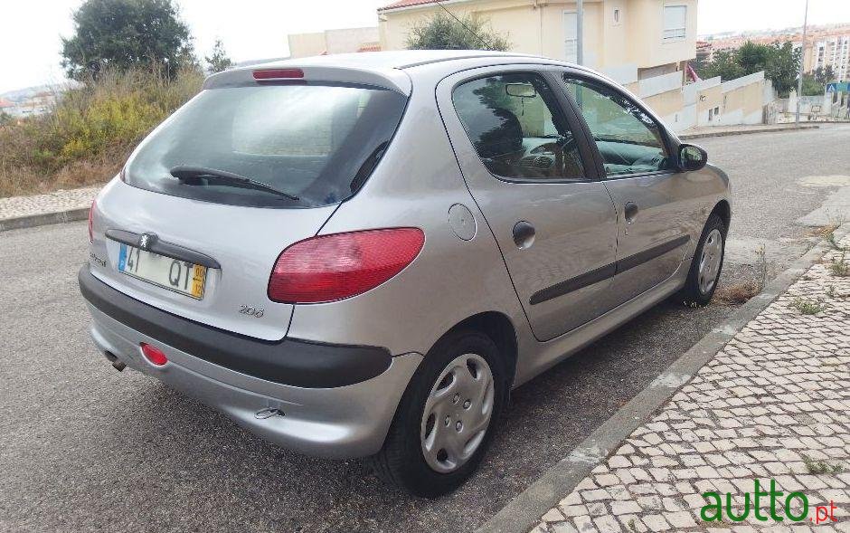 2000' Peugeot 206 1.1I Xt photo #3