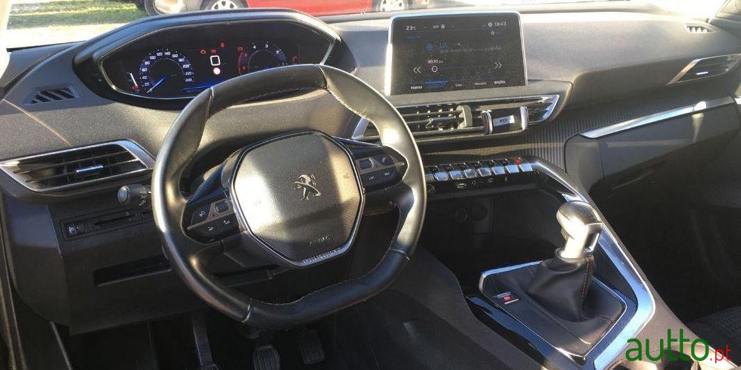 2016' Peugeot 3008 photo #4