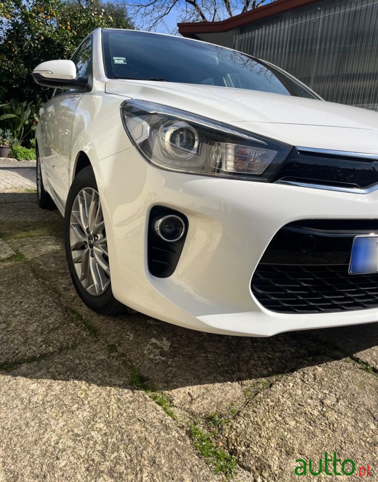 2018' Kia Rio photo #1