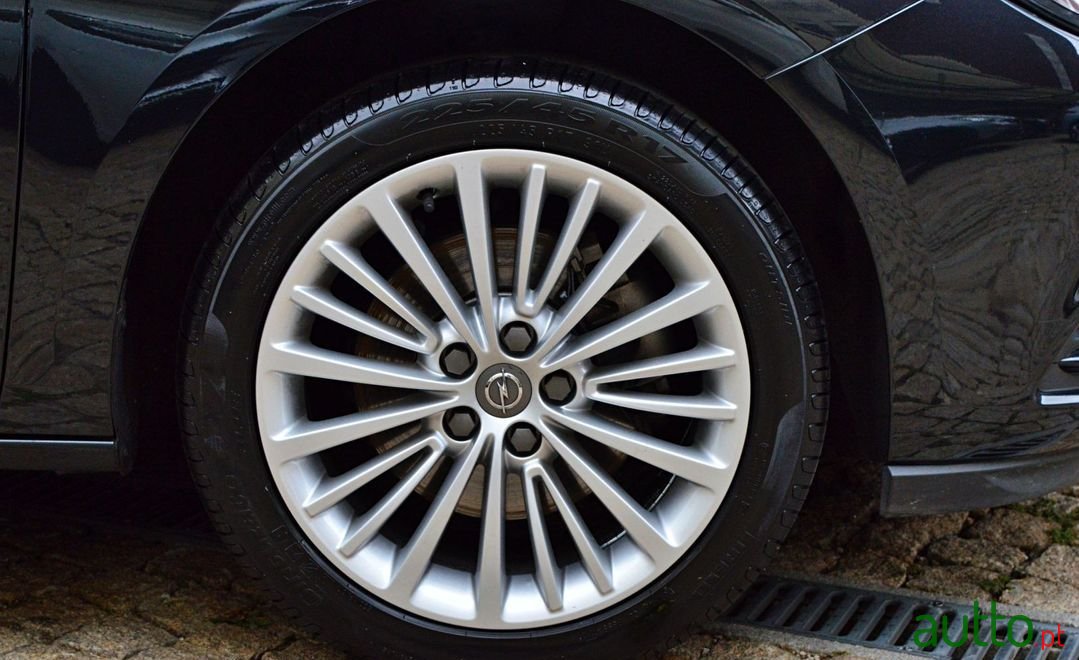 2016' Opel Astra Sports Tourer photo #6