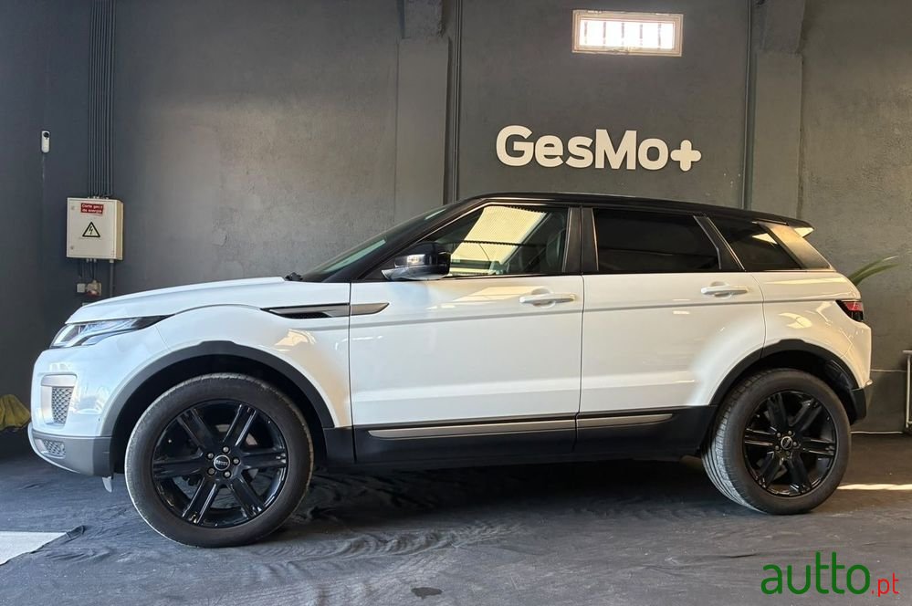 2017' Land Rover Range Rover Evoque photo #6