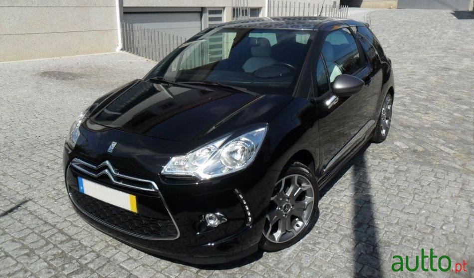 2013' Citroen DS3 photo #2