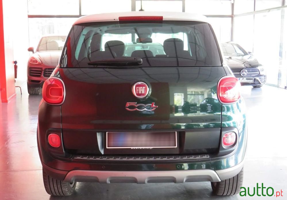 2014' Fiat 500L photo #6