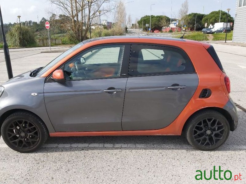 2015' Smart Forfour photo #4