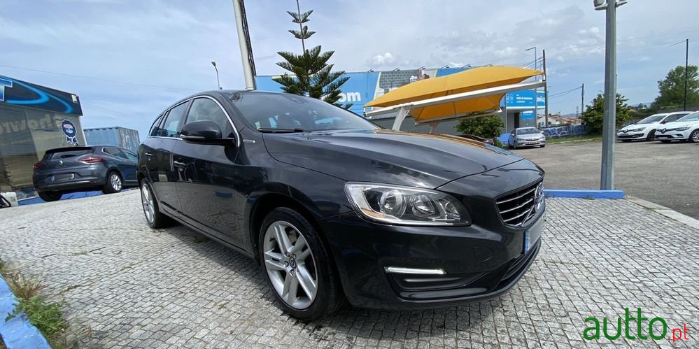 2014' Volvo V60 photo #5