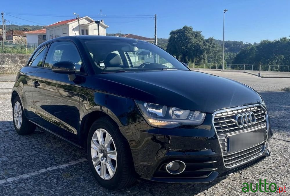 2011' Audi A1 1.2 Tfsi Advance photo #6