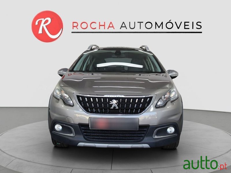 2017' Peugeot 2008 photo #2