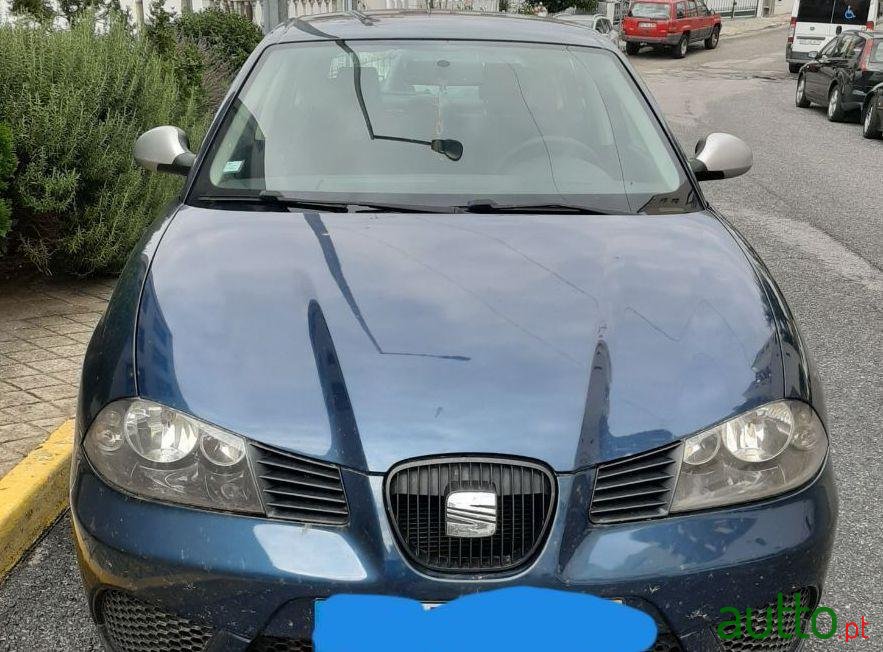 2008' SEAT Ibiza Tdi photo #2