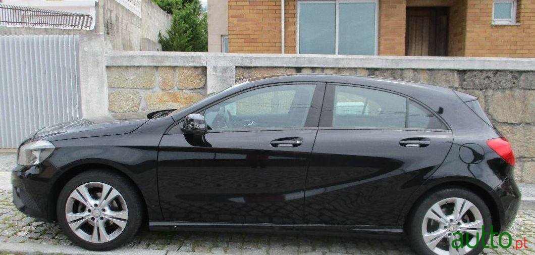 2014' Mercedes-Benz A-160 Cdi photo #1