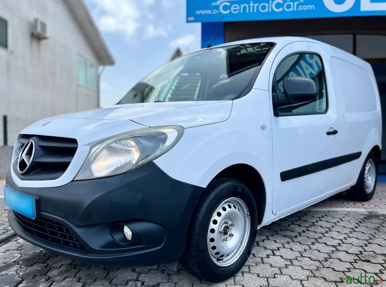 2014' Mercedes-Benz Citan photo #5