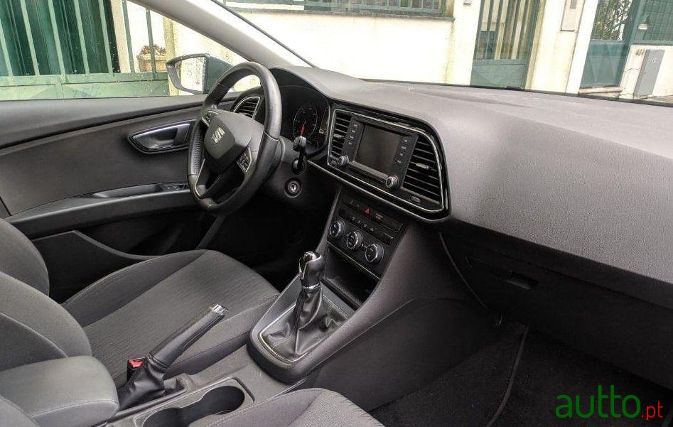 2014' SEAT Leon St photo #4