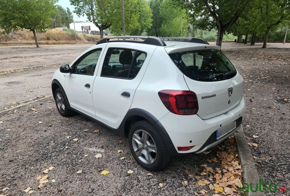 2020' Dacia Sandero 0.9 Tce Stepway photo #2