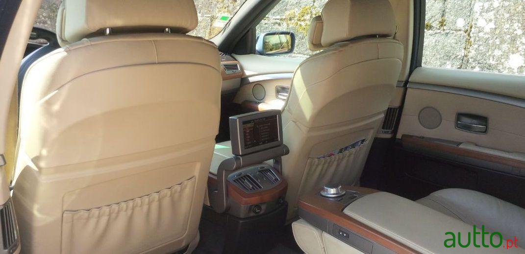 2005' BMW 730 Da Executive photo #2