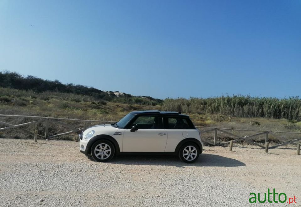 2008' MINI Cooper photo #6
